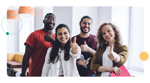 Employés assis autour d’une table